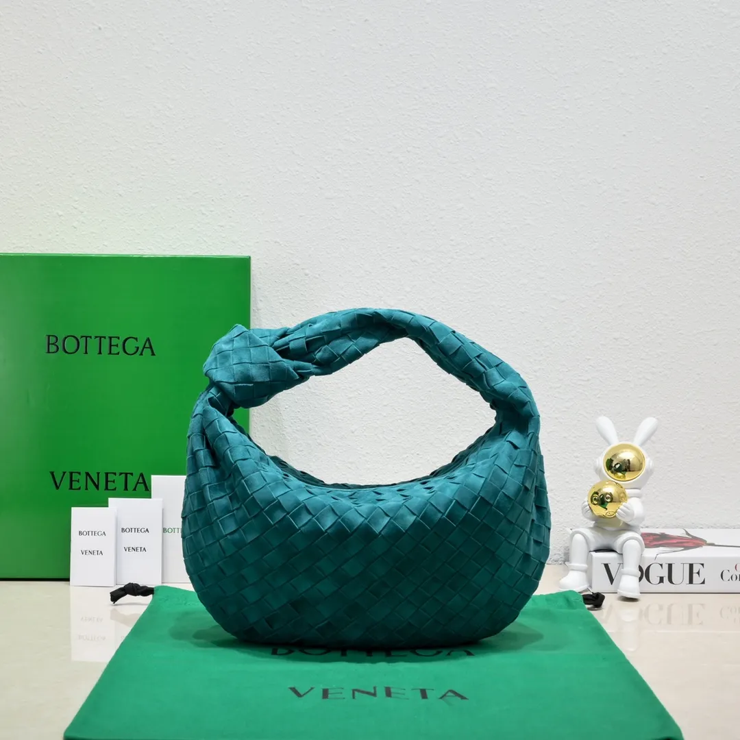 New color (diving blue)